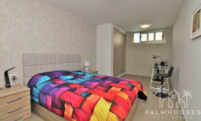Resale - Villa - Villamartin