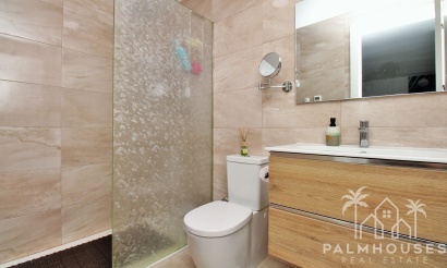Resale - Villa - Villamartin