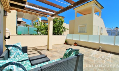 Resale - House - Villamartin