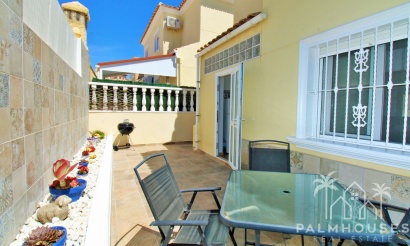 Resale - House - Villamartin
