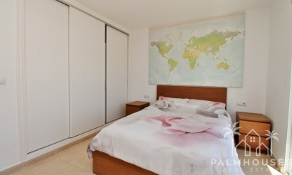 Resale - House - Villamartin