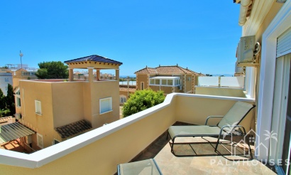 Resale - House - Villamartin