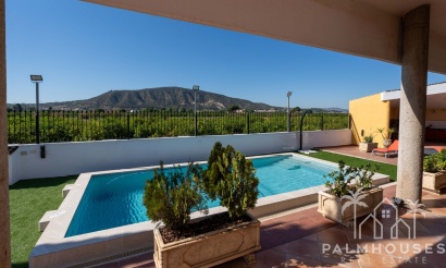 Herverkoop - Finca - Orihuela