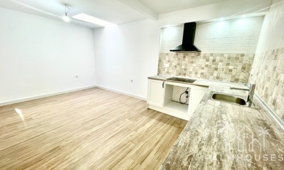 Venta - Casa - Daya Vieja