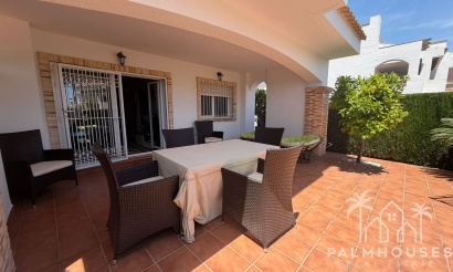 Resale - House - Los Dolses