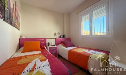 Resale - House - Los Dolses