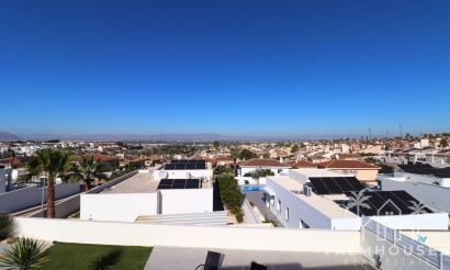 Resale - Villa - Benimar