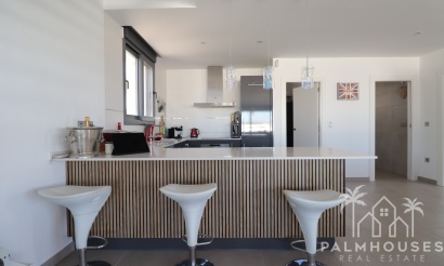 Resale - Villa - Benimar