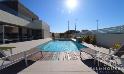 Resale - Villa - Benimar