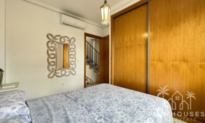 Revente - Villa - Los Montesinos - La Herada