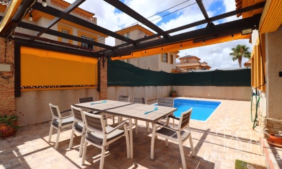 Revente - Villa - Los Montesinos - La Herada