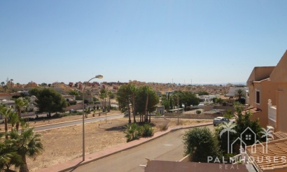 Resale - Villa - Orihuela Costa