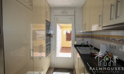 Resale - House - Orihuela Costa