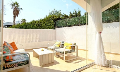Revente - Villa - Orihuela Costa - Villamartin