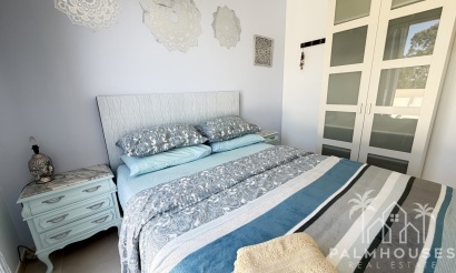 Resale - Villa - Mil Palmeras