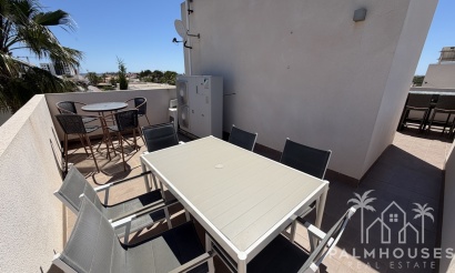 Resale - Villa - Mil Palmeras