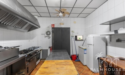 Venta - Comercial - Torrevieja - Estacion de autobuses