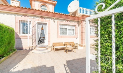 Venta - Villa - Orihuela Costa - Punta Prima