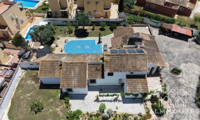 Revente - Villa - Orihuela Costa - Villamartin