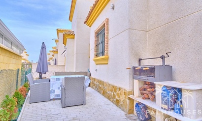 Revente - Villa - Los Montesinos - La Herada