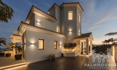 Nueva construcción  - Villa - Malaga - Marbella