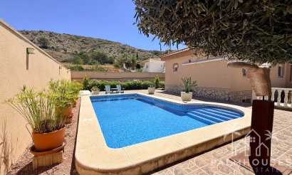 Resale - Villa - Hondón de las Nieves