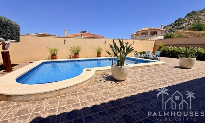 Resale - Villa - Hondón de las Nieves