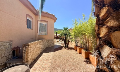 Resale - Villa - Hondón de las Nieves