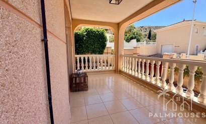 Resale - Villa - Hondón de las Nieves