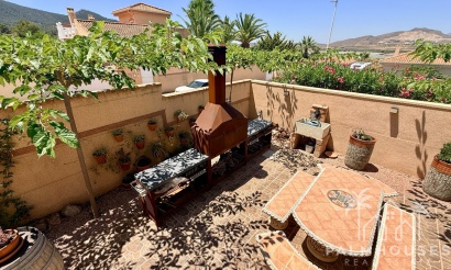 Resale - Villa - Hondón de las Nieves