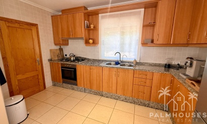 Resale - Villa - Hondón de las Nieves