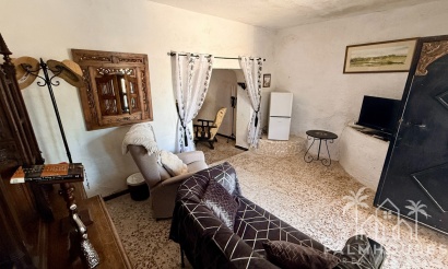 Venta - Comercial - Algueña