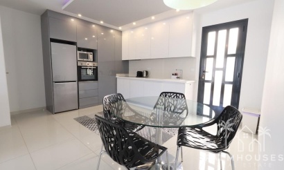 Revente - Apartment - Pilar de La Horadada - Costa Blanca