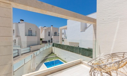 Revente - Villa - Orihuela Costa - Lomas de Cabo Roig
