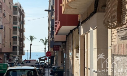 Revente - Apartment - Torrevieja - Playa del cura