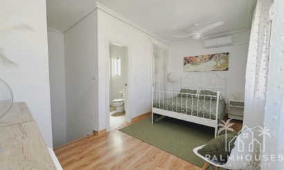 Revente - Villa - Orihuela Costa - La Zenia