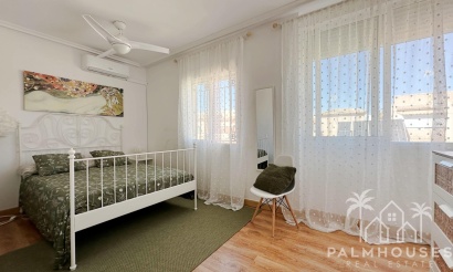 Revente - Villa - Orihuela Costa - La Zenia