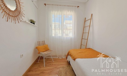 Revente - Villa - Orihuela Costa - La Zenia
