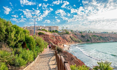 Revente - Villa - Orihuela Costa - La Zenia