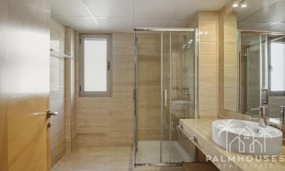 Revente - Apartment - Benahavís - Costa del Sol