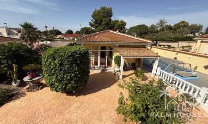 Herverkoop - Villa - Pinar de Campoverde - Inland