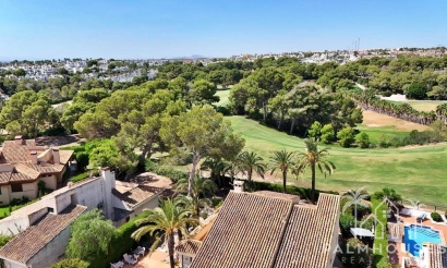 Revente - Villa - Orihuela Costa - Villamartin