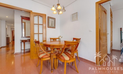 Revente - Apartment - Torrevieja - Paseo maritimo