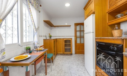 Revente - Apartment - Torrevieja - Paseo maritimo