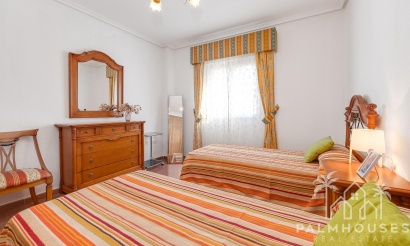 Revente - Apartment - Torrevieja - Paseo maritimo