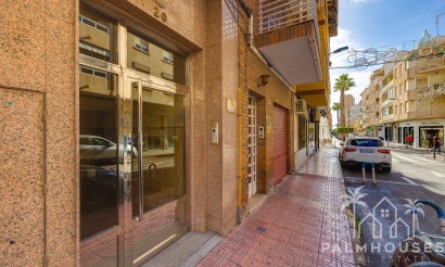 Revente - Apartment - Torrevieja - Paseo maritimo