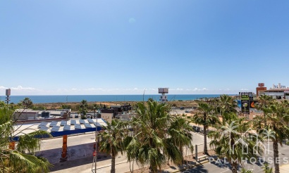 Resale - Apartments - Orihuela Costa - Villamartin