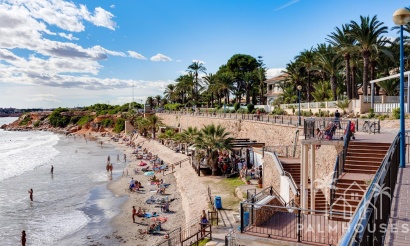 Resale - Apartments - Orihuela Costa - Villamartin
