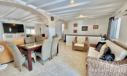 Revente - Villa - Dolores - Comunidad Valenciana