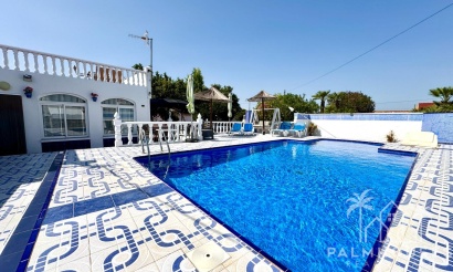 Revente - Villa - Dolores - Comunidad Valenciana